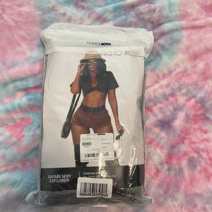 Womens safari sexy explorer 3X/4X